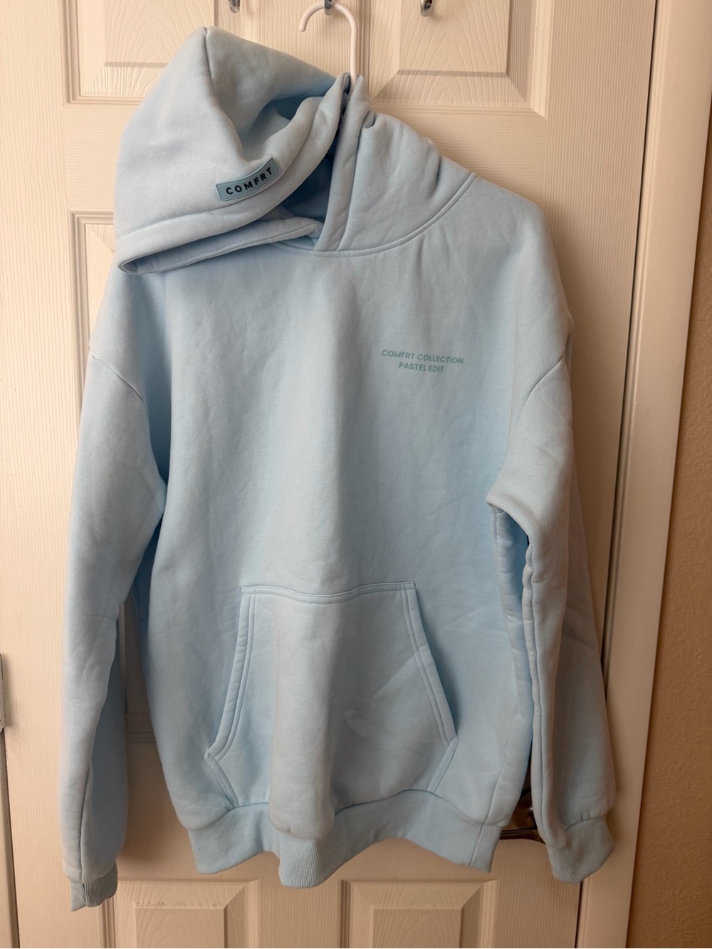 Comfrt Set Pastel Blue Women's Hoodie & Shorts - Picture 1 of 7